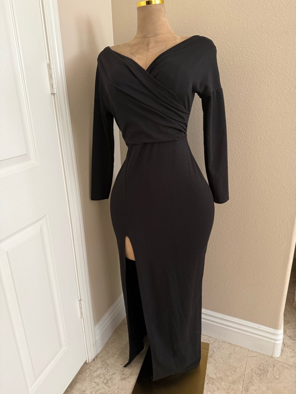 Elegant Black Long-Sleeve Faux Wrap Maxi Dress Party Cocktail